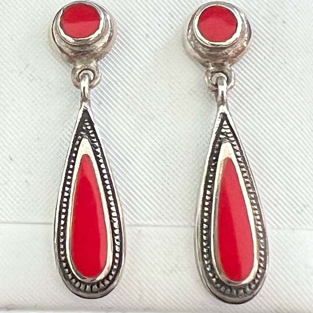 925 Silver w Red Stone Post Drop Earrings